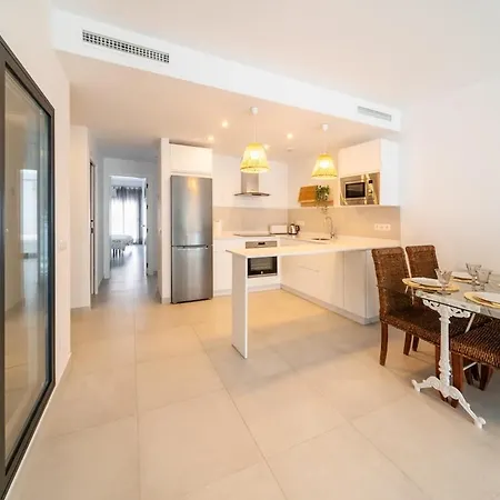 Daire Atico Con Gran Terraza Privada Cerca De La Playa